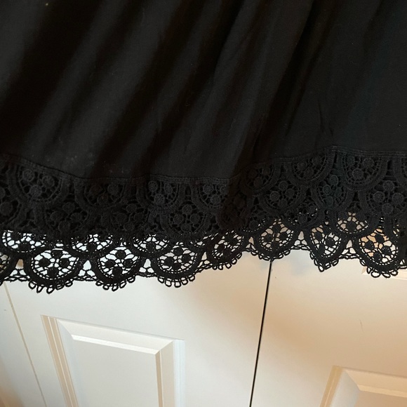 💃🏻3/$35 Black summer top - Picture 2 of 3